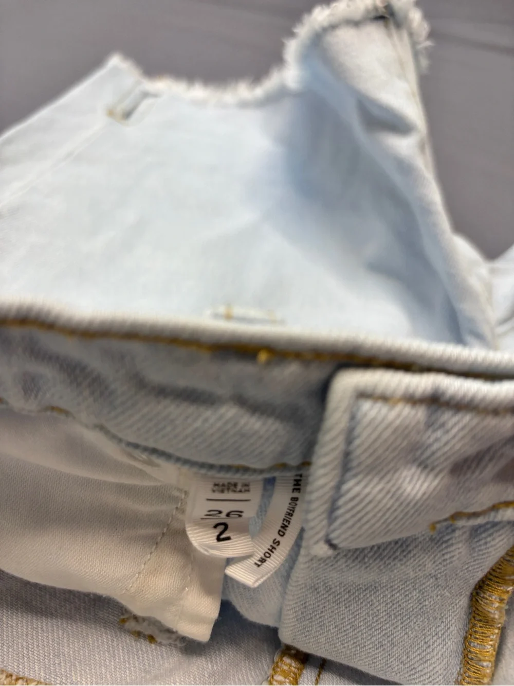 LOFT The Boyfriend Shorts Women's Size 26 Light Wash Raw Hem Denim Casual